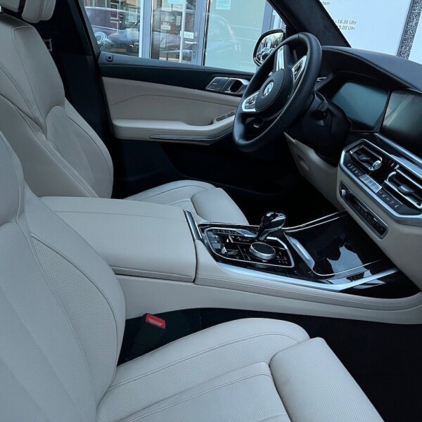 BMW X7 из Германии (63324)
