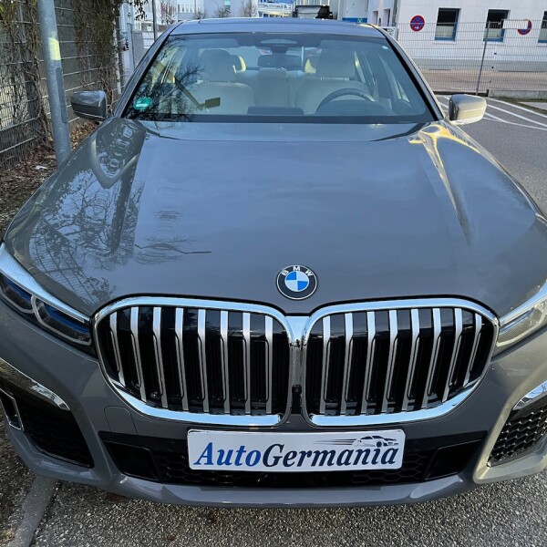 BMW 7-серии из Германии (63559)