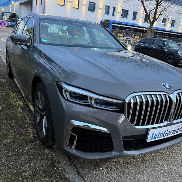 BMW 7-серии из Германии (63560)