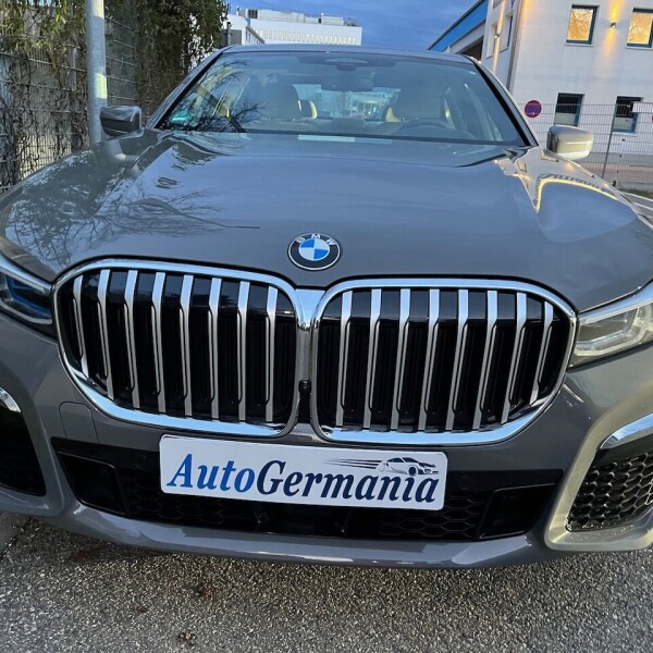BMW 7-серии из Германии (63561)