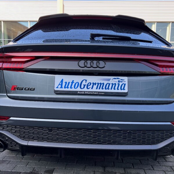 Audi RSQ8 из Германии (63769)