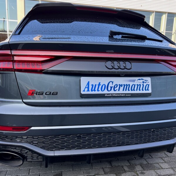 Audi RSQ8 из Германии (63765)