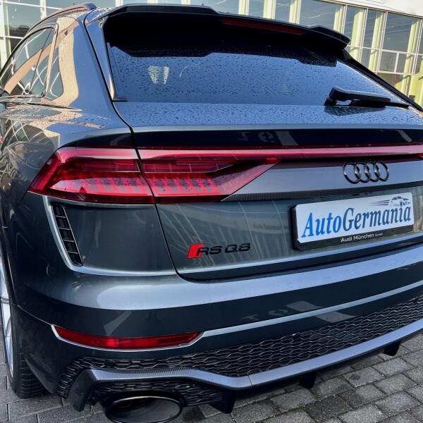 Audi RSQ8 из Германии (63758)