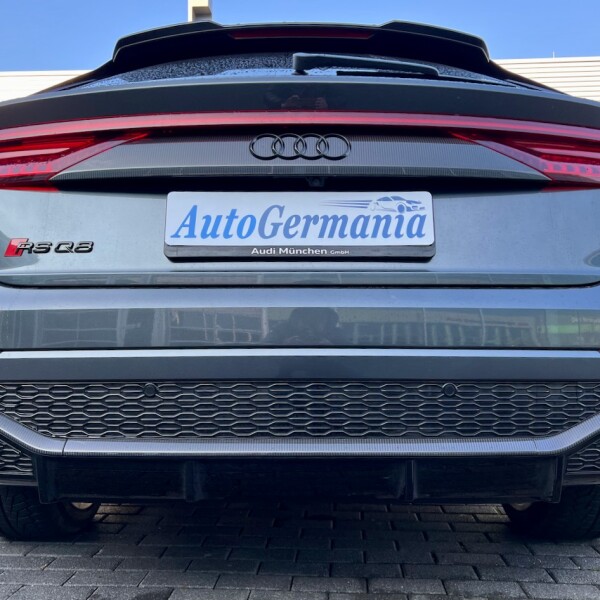 Audi RSQ8 из Германии (63774)