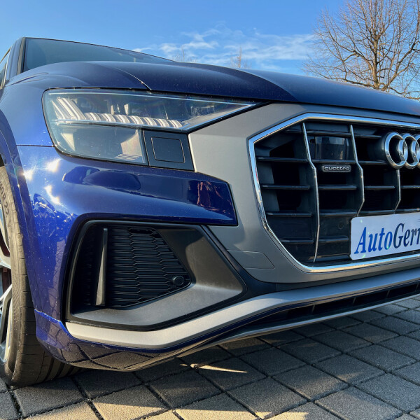 Audi Q8 из Германии (63852)