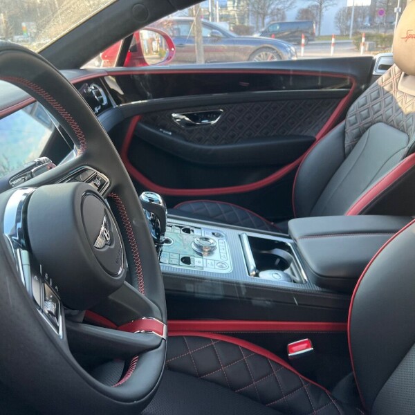 Bentley Continental из Германии (63950)