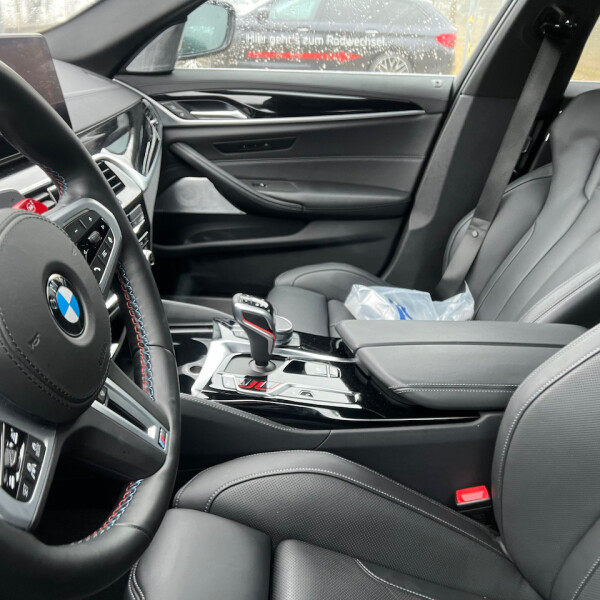 BMW M5 из Германии (64064)