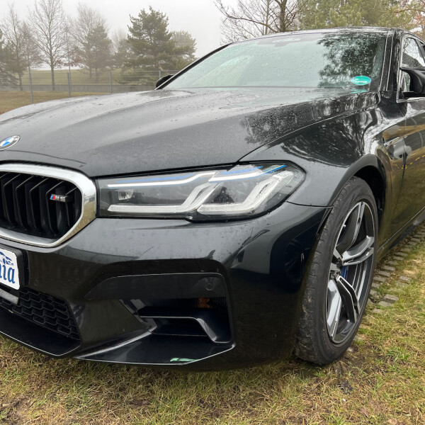 BMW M5 из Германии (64050)