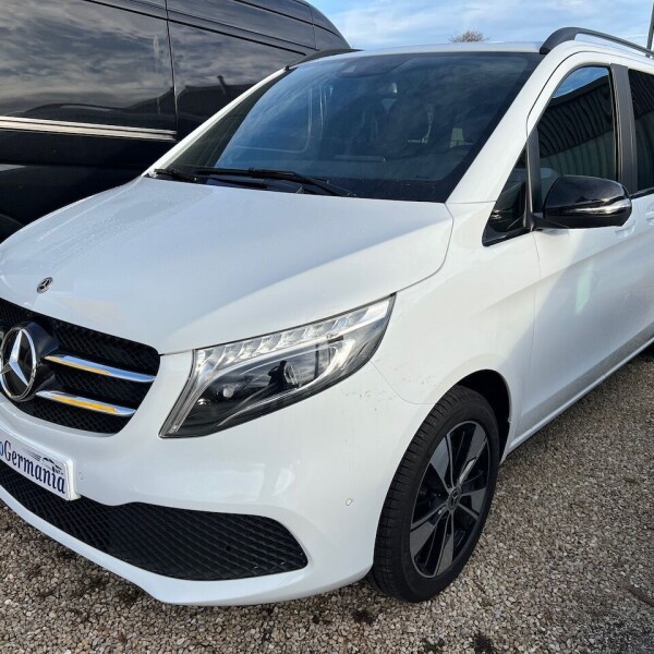 Mercedes-Benz Vito/ Viano V220, V250, V300 из Германии (64071)
