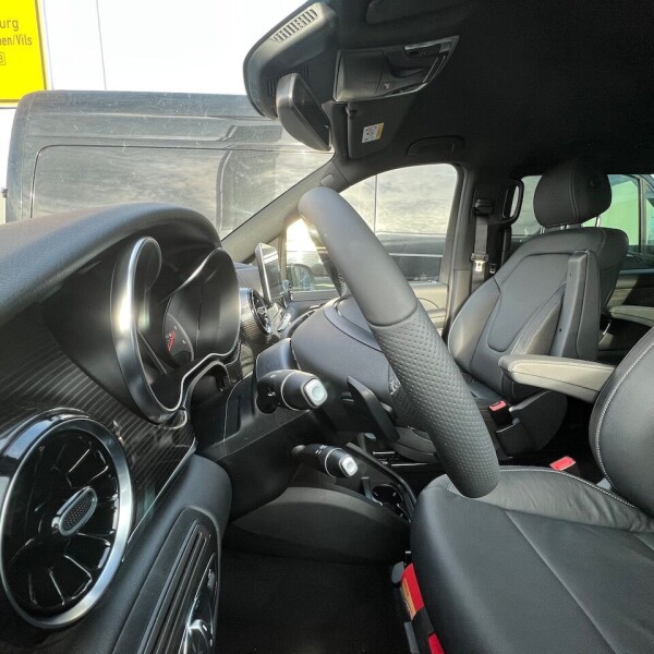 Mercedes-Benz Vito/ Viano V220, V250, V300 из Германии (64084)