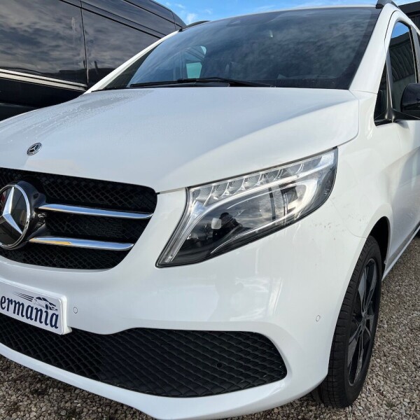 Mercedes-Benz Vito/ Viano V220, V250, V300 из Германии (64074)