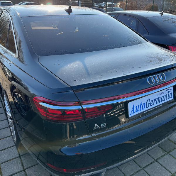 Audi A8  из Германии (64324)
