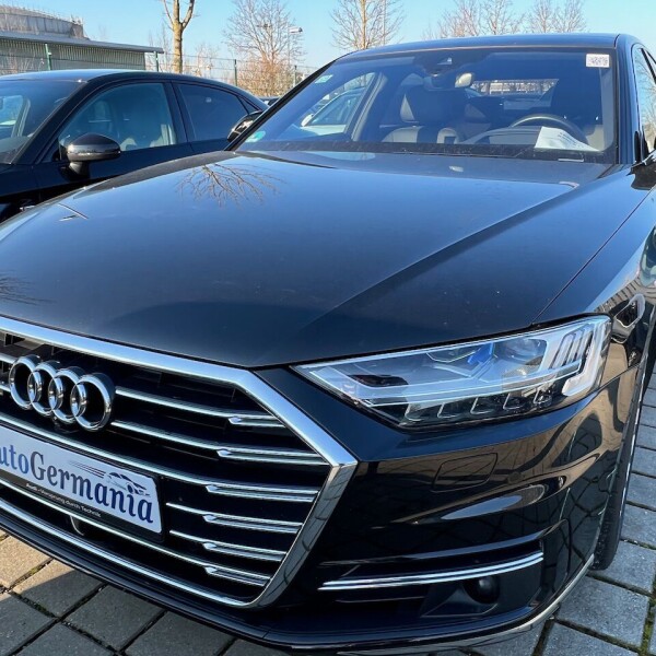 Audi A8  из Германии (64326)