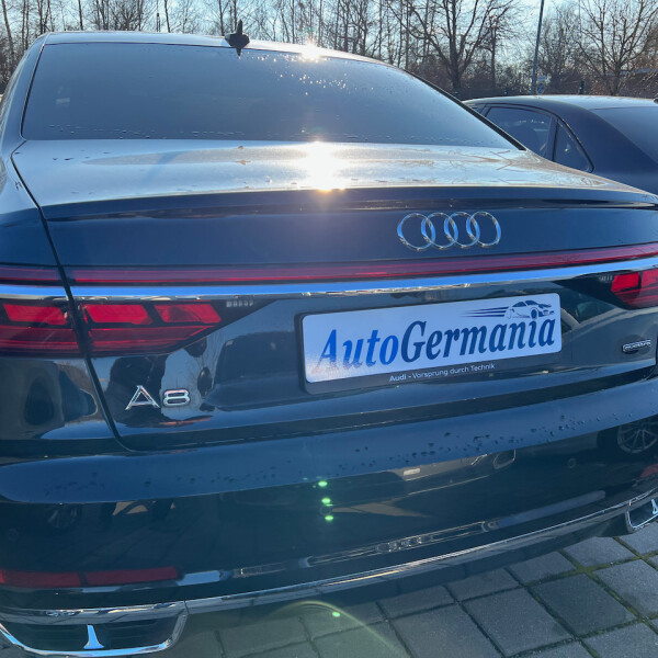 Audi A8  из Германии (64317)