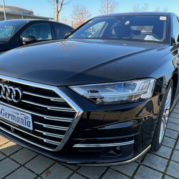 Audi A8  из Германии (64342)