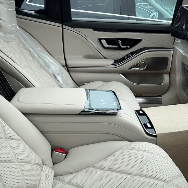 Mercedes-Benz S-Klasse из Германии (64742)