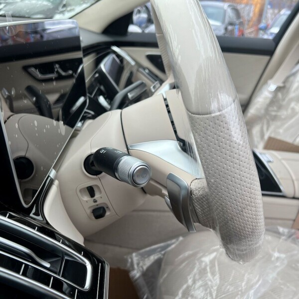 Mercedes-Benz S-Klasse из Германии (64728)