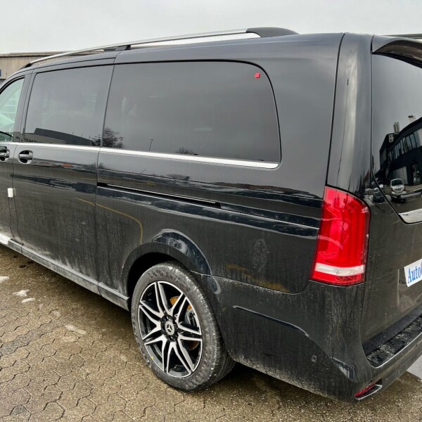 Mercedes-Benz Vito/ Viano V220, V250, V300 из Германии (65057)