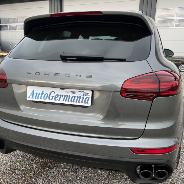 Porsche Cayenne из Германии (65133)
