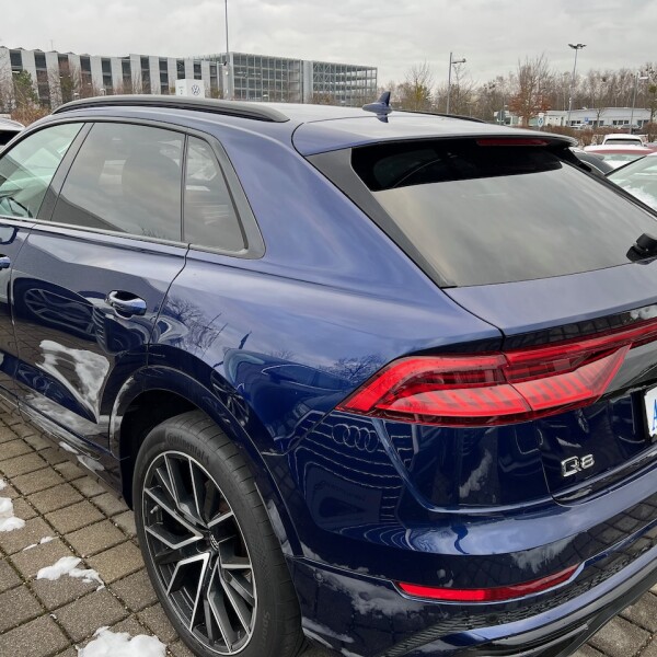 Audi Q8 из Германии (65273)