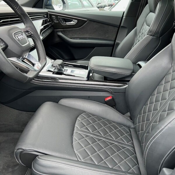 Audi Q8 из Германии (65248)