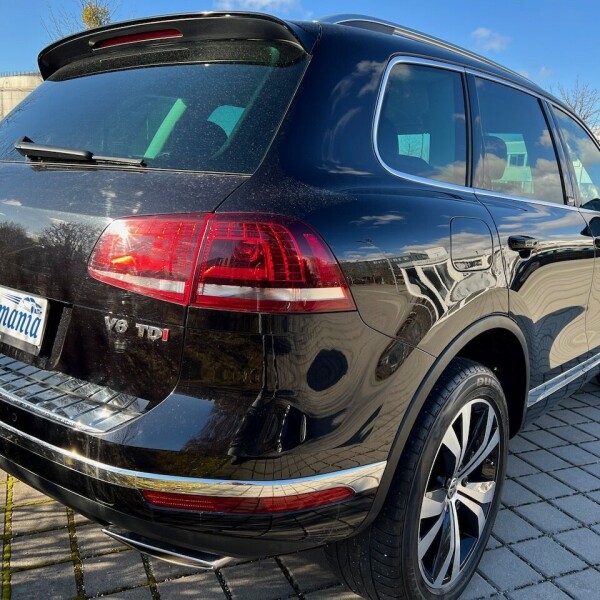Volkswagen Touareg из Германии (65392)