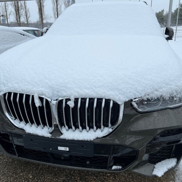 BMW X5  из Германии (66079)