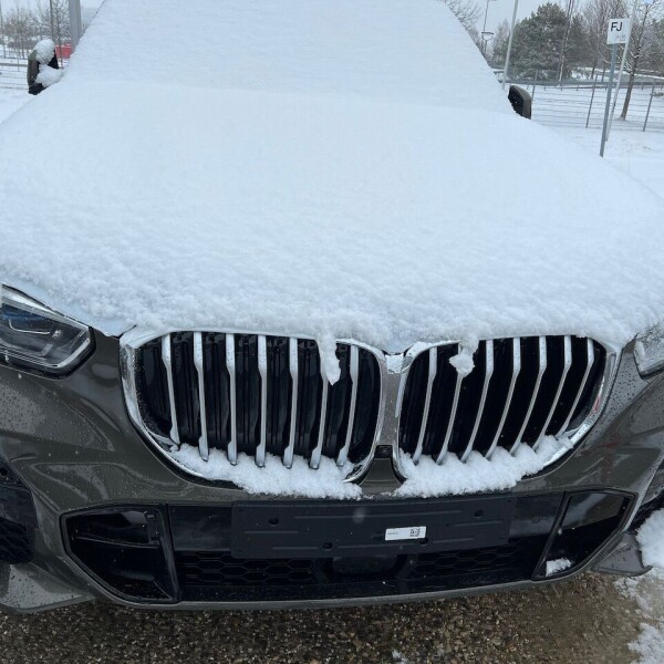 BMW X5  из Германии (66080)
