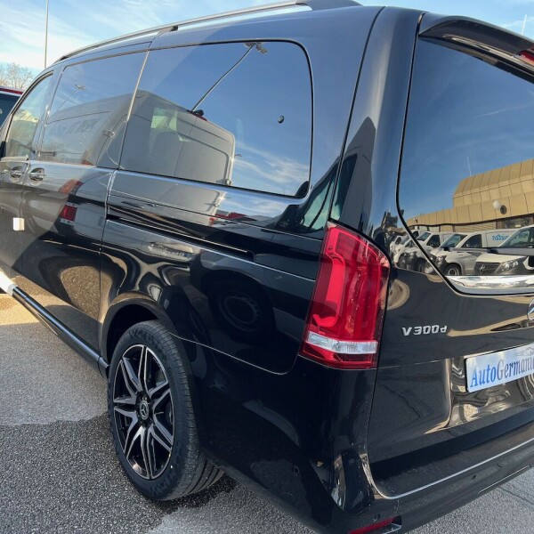 Mercedes-Benz Vito/ Viano V220, V250, V300 из Германии (66177)