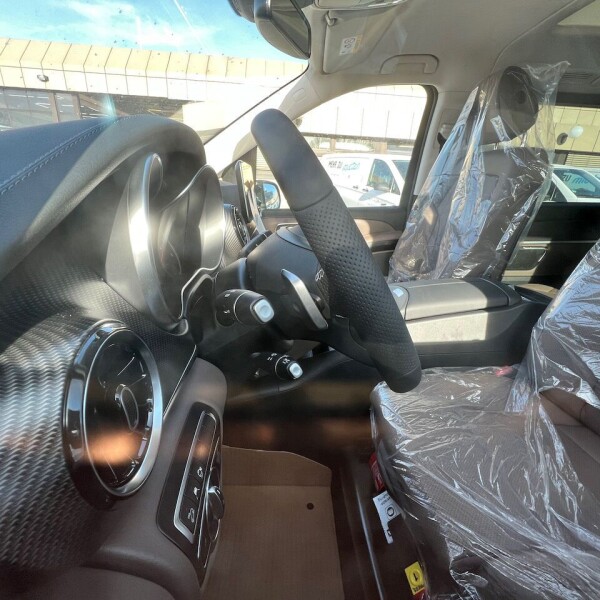 Mercedes-Benz Vito/ Viano V220, V250, V300 из Германии (66184)