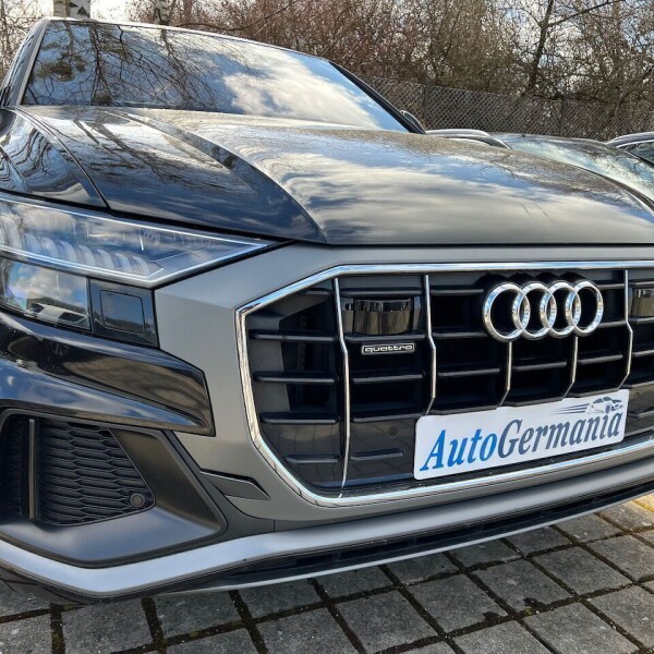 Audi Q8 из Германии (66222)
