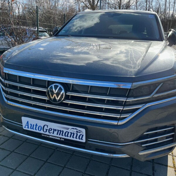 Volkswagen Touareg из Германии (66265)