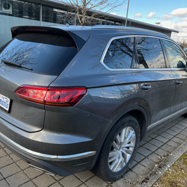 Volkswagen Touareg из Германии (66254)