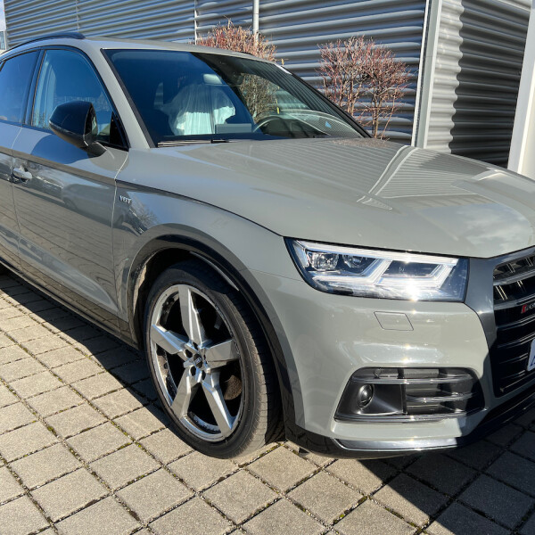Audi SQ5 из Германии (66380)