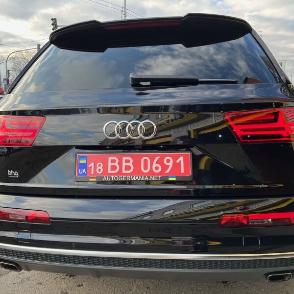 Audi SQ7 из Германии (66556)