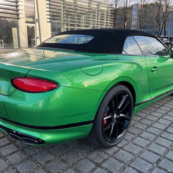 Bentley Continental из Германии (66754)