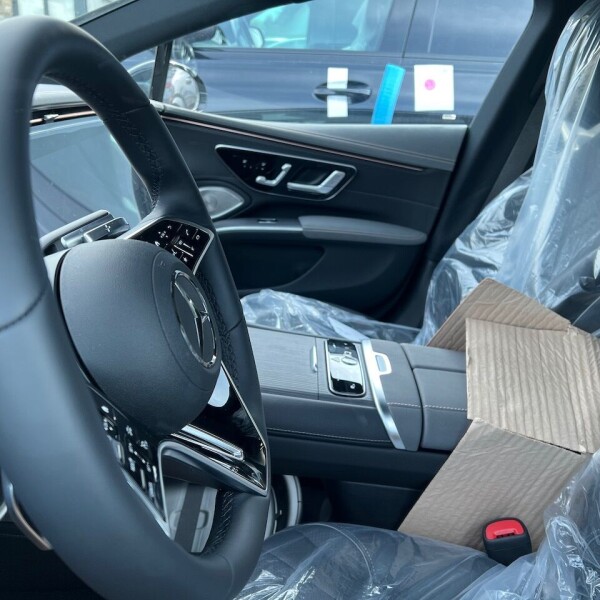 Mercedes-Benz EQS из Германии (67096)