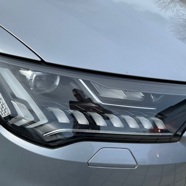 Audi Q7 из Германии (67211)