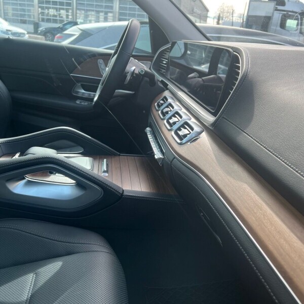 Mercedes-Benz GLE-Klasse из Германии (67343)