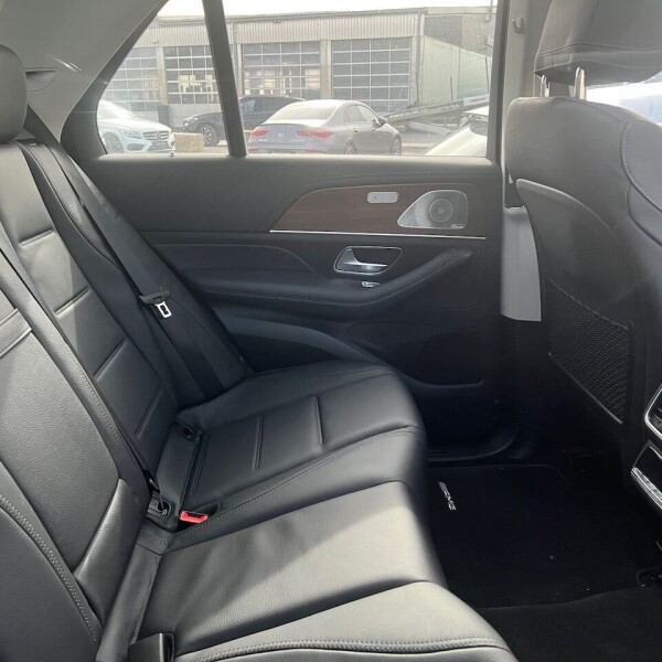 Mercedes-Benz GLE-Klasse из Германии (67351)