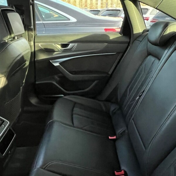 Audi A6  из Германии (67421)