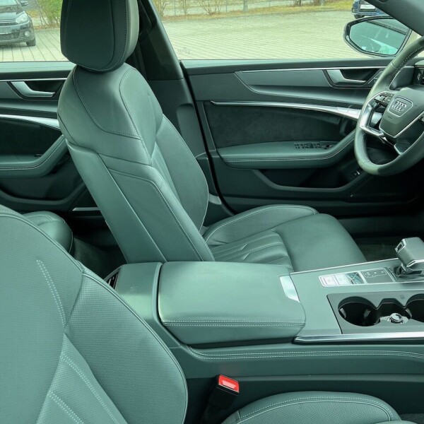 Audi A7  из Германии (67895)