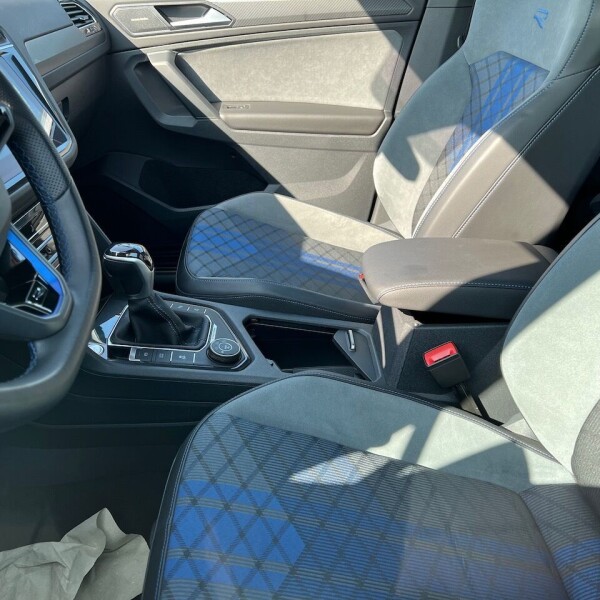 Volkswagen  Tiguan из Германии (68043)