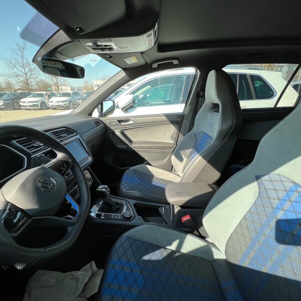 Volkswagen  Tiguan из Германии (68040)