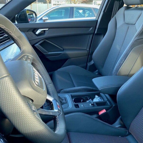 Audi Q5 из Германии (68147)