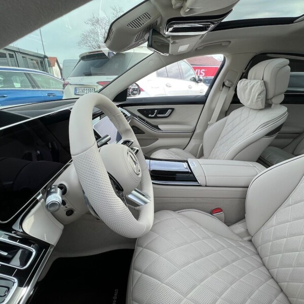 Mercedes-Benz S-Klasse из Германии (68221)
