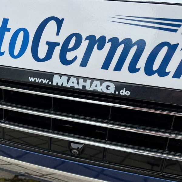 Volkswagen Touareg из Германии (68411)