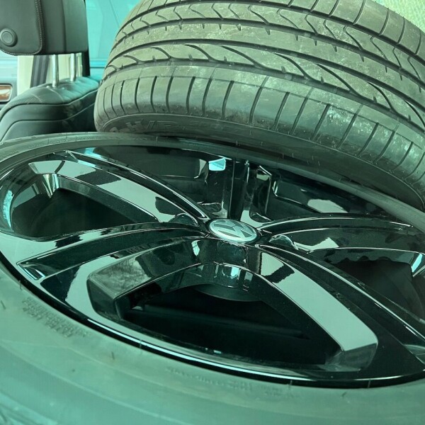 Volkswagen Touareg из Германии (68424)