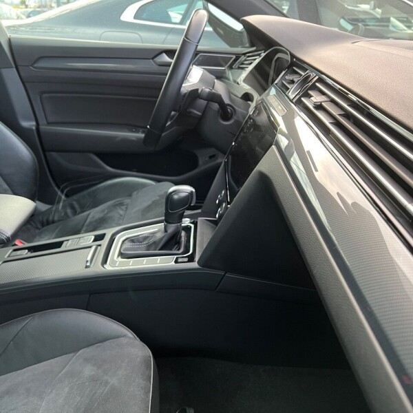 Volkswagen Arteon из Германии (68605)