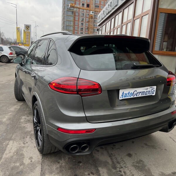 Porsche Cayenne из Германии (68621)